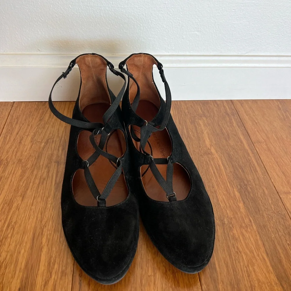L’Amour Des Pieds Benham Black Suede Wedge Shoe 8.5